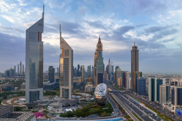 طقس الإمارات غدا.. غائم جزئيا مع احتمال تكون سحب ركامية وأمطار على بعض المناطق الساحلية والشمالية والشرقية