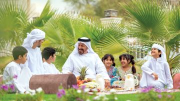 8 مبادرات للتشجيع على الزواج المبكر والإنجاب لتعزيز الأسرة الممتدة 8 مبادرات للتشجيع على الزواج المبكر والإنجاب لتعزيز الأسرة الممتدة