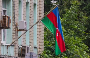 هبوط طائرة لشركة فلاي دبي اضطراريا في باكو إثر تدهور صحة أحد ركابها