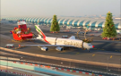 بالذكاء الاصطناعي.. طيران الإمارات تدهش الجمهور بزلاجة سانتا A380 