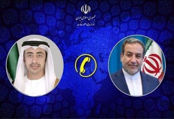 عراقجي يؤكد لنظيره الإماراتي التزام طهران بمبدأ حسن الجوار وتعزيز العلاقات مع الجوار