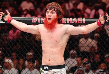 بعد نزال عنيف.. الكشف عن حالة المقاتل الروسي شارا بوليت في أحد مستشفيات الإمارات (فيديو)