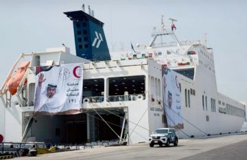 الإمارات تسير سفينة مساعدات تاسعة إلى غزة (فيديو)