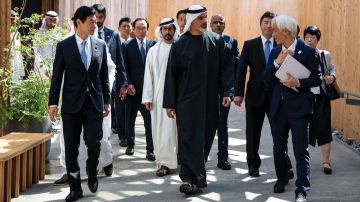 الإمارات.. ولي عهد أبوظبي يثير تفاعلا بلقطات له من اليابان