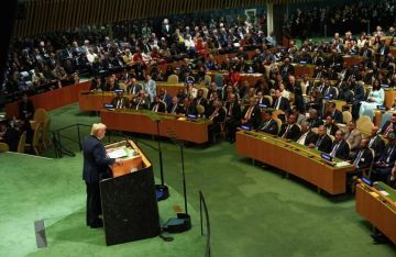 ملياردير خليجي يشن هجوما حادا على ترامب ويفند خطابه