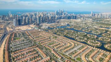  فاليوسترات : نمو أسعار الفلل في دبي يواصل التفوق على الشقق خلال 2026