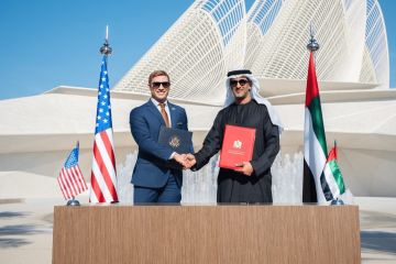 الثانية عربيا.. واشنطن تعلن انضمام الإمارات إلى تحالف باكس سيليكا 