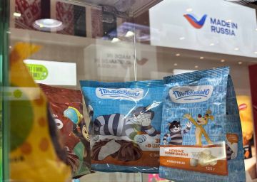 الشيخ محمد بن راشد يزور الجناح الروسي في معرض جالفود 2026