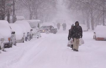 انقطاع الكهرباء لدى أكثر من 600 ألف مستخدم أميركي بسبب العاصفة انقطاع الكهرباء لدى أكثر من 600 ألف مستخدم أميركي بسبب العاصفة