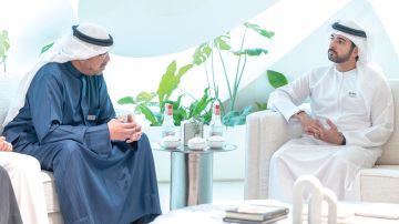 حمدان بن محمد يستعرض مع وزير الدفاع الكويتي تعزيز التعاون بين البلدين حمدان بن محمد يستعرض مع وزير الدفاع الكويتي تعزيز التعاون بين البلدين