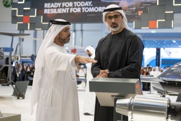 خالد بن محمد بن زايد يزور معرضي يومكس وسيمتكس 2026