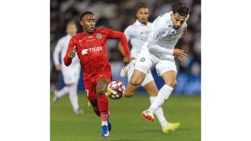 اختبار «قوة الشخصية» ينتظر شباب الأهلي أمام عجمان