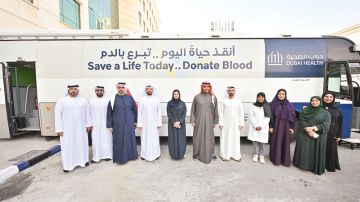 إقبال كبير من كوادر التربية والتعليم على التبرع لحملة دمي لوطني 