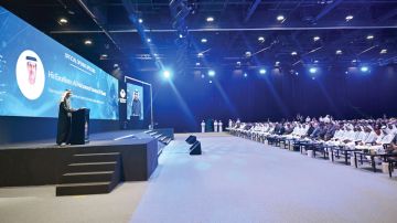  100 التحول الإلكتروني في خدمات جمارك الإمارات.. و5 دقائق لإنجاز المعاملة