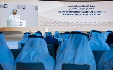 مطار آل مكتوم الدولي يستهدف استقبال 150 مليون مسافر سنويا بحلول 2032 مطار آل مكتوم الدولي يستهدف استقبال 150 مليون مسافر سنويا بحلول 2032