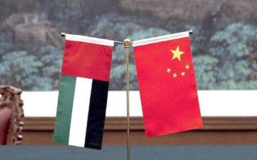 مباحثات إماراتية صينية لتعزيز الشراكات التجارية والاستثمارية بين سيدات الأعمال مباحثات إماراتية صينية لتعزيز الشراكات التجارية والاستثمارية بين سيدات الأعمال
