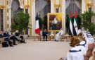رئيس الدولة والرئيس الفرنسي يبحثان علاقات التعاون والتطورات الإقليمية