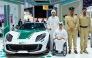 شرطة دبي تجهز فيراري مانسوري بحقيبة ذكية لخدمة أصحاب الهمم
