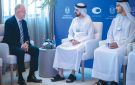 حمدان بن محمد يلتقي رئيس المنتدى الاقتصادي العالمي - ae