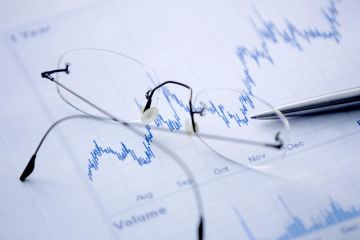 البورصات الخليجية تتلون بالأخضر وسط تهدئة محتملة بين طهران وواشنطن