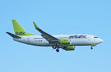 عطل في دورات المياه يقطع رحلة لشركة طيران لاتفية إلى دبي