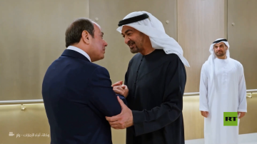 محمد بن زايد آل نهيان يستقبل عبدالفتاح السيسي في أبوظبي محمد بن زايد آل نهيان يستقبل عبدالفتاح السيسي في أبوظبي