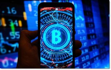 بيتكوين تتراجع دون 67000 دولار مع استمرار تراجع ثقة المستثمرين بيتكوين تتراجع دون 67000 دولار مع استمرار تراجع ثقة المستثمرين