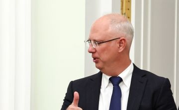 دميترييف ينشر صورة من سماء أبو ظبي التي تستضيف مفاوضات أوكرانيا (صورة)