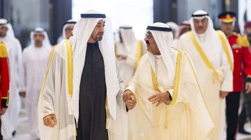 الصدق والإخلاص والثقة .. محمد بن زايد يهنئ الكويت ويشيد بـ العلاقات الراسخة الصدق والإخلاص والثقة .. محمد بن زايد يهنئ الكويت ويشيد بـ العلاقات الراسخة