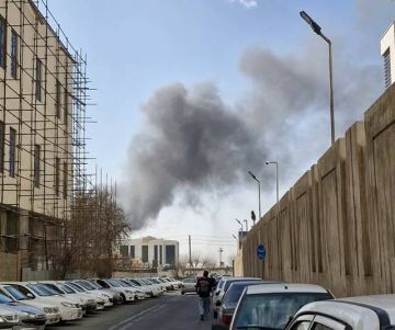 مصادر بجيش الاحتلال الإسرائيلي: 30 قنبلة استهدفت مقر خامنئي