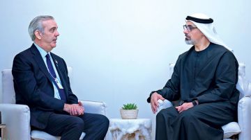 خالد بن محمد يبحث تعزيز العلاقات مع رئيس الدومينيكان ورئيس وزراء مونتينيغرو