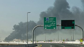 الدفاع الإماراتية: دفاعاتنا الجوية تتعامل مع أهداف قادمة من إيران