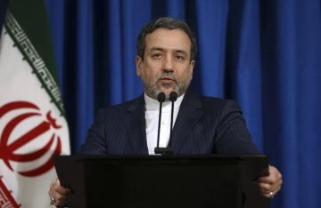 عراقجي: القواعد الأمريكية في المنطقة أهداف مشروعة ولا نكن العداء لدول الجوار عراقجي: القواعد الأمريكية في المنطقة أهداف مشروعة ولا نكن العداء لدول الجوار