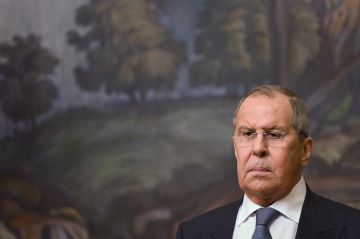 لافروف يبحث مع نظيره الإماراتي الحرب على إيران ويدعوان لخطوات فورية لخفض التصعيد العسكري