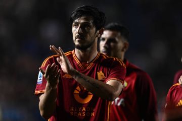 إيران تقرر مصادرة ممتلكات سردار آزمون ضمن قائمة من 16 شخصا إيران تقرر مصادرة ممتلكات سردار آزمون ضمن قائمة من 16 شخصا