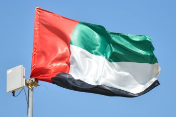 الدفاع الإماراتية: الدفاعات الجوية تتعامل مع تهديدات صاروخية ومسيرات قادمة من إيران الدفاع الإماراتية: الدفاعات الجوية تتعامل مع تهديدات صاروخية ومسيرات قادمة من إيران