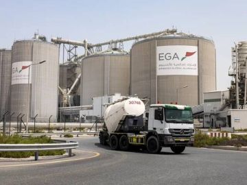 أضرار بموقع الطويلة للألمنيوم في أبوظبي جراء هجمات صاروخية ومسيرات إيرانية