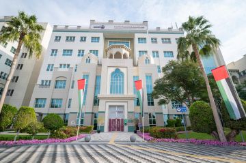 دبي.. استمرار الدراسة عبر التعلم عن بعد حتى الجمعة 3 أبريل