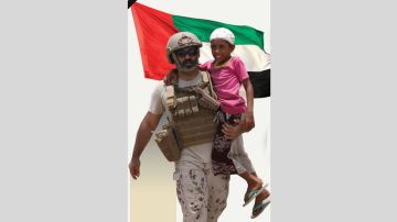 الإمارات في اليمن.. يد تحمي وأخرى تغيث الإمارات في اليمن.. يد تحمي وأخرى تغيث