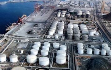 حريق في منطقة الفجيرة للصناعة البترولية بالإمارات إثر اعتراض مسيرة