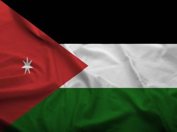 الأردن يعلن اعتراض وتدمير 14 صاروخا و21 طائرة مسيرة الأردن يعلن اعتراض وتدمير 14 صاروخا و21 طائرة مسيرة