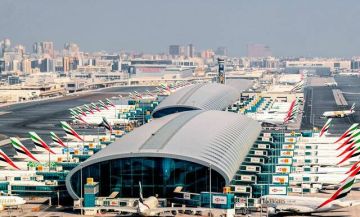 الإمارات: تشغيل رحلات جوية استثنائية لنقل المسافرين العالقين الإمارات: تشغيل رحلات جوية استثنائية لنقل المسافرين العالقين