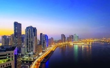 حكومة الشارقة: إصابة 4 أشخاص في حادث ميناء خورفكان بعد سقوط شظايا حكومة الشارقة: إصابة 4 أشخاص في حادث ميناء خورفكان بعد سقوط شظايا