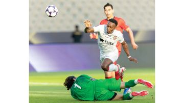 المقبالي: شباب الأهلي قادر على الوصول إلى نهائي  آسيا 