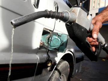 الصين تخفض أسعار البنزين والديزل للمرة الأولى