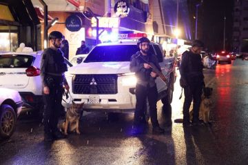 الداخلية السورية: باشرنا بالتحقيقات وملاحقة المتورطين في الاعتداء على السفارة الإماراتية