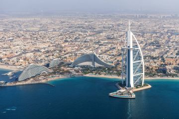 دبي.. إغلاق فندق برج العرب لمدة عام ونصف دبي.. إغلاق فندق برج العرب لمدة عام ونصف