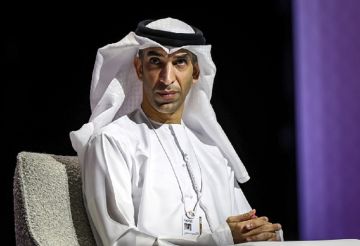 وزير التجارة الإماراتي يبحث في دمشق تعزيز التعاون الاستثماري وتحقيق الازدهار المشترك وزير التجارة الإماراتي يبحث في دمشق تعزيز التعاون الاستثماري وتحقيق الازدهار المشترك