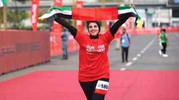 وفد سباق زايد الخيري يتوجه إلى بودابست