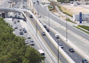 طرق دبي تفتتح جسرا من البدع إلى شارعي الشيخ راشد والمستقبل